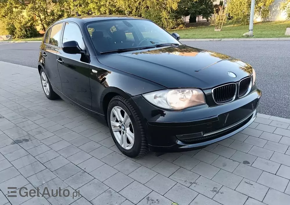 BMW Seria 1 120i