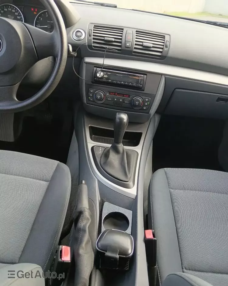 BMW Seria 1 120i