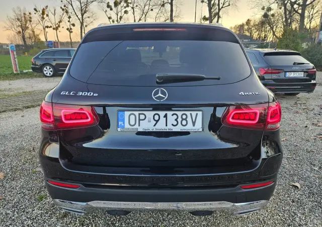 MERCEDES-BENZ GLC 