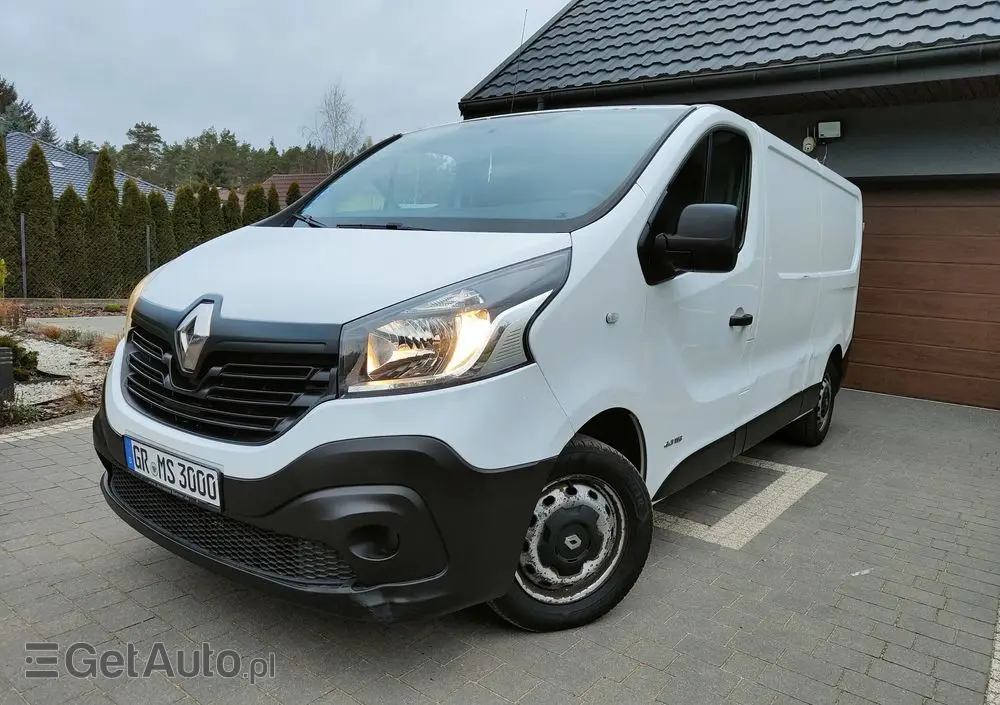 RENAULT Trafic 