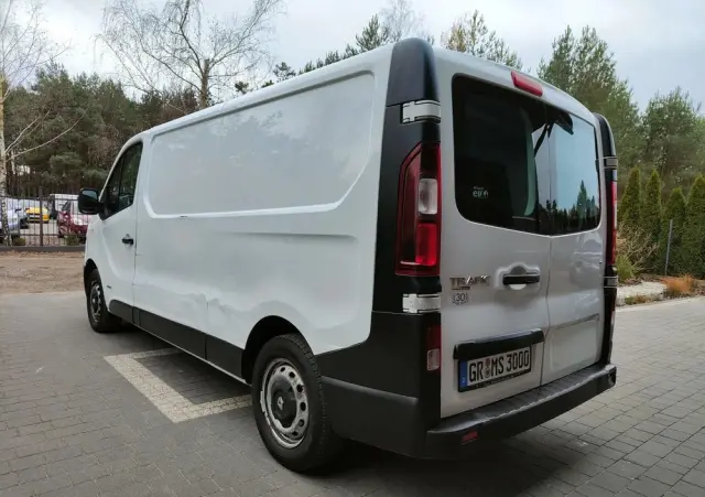 RENAULT Trafic 