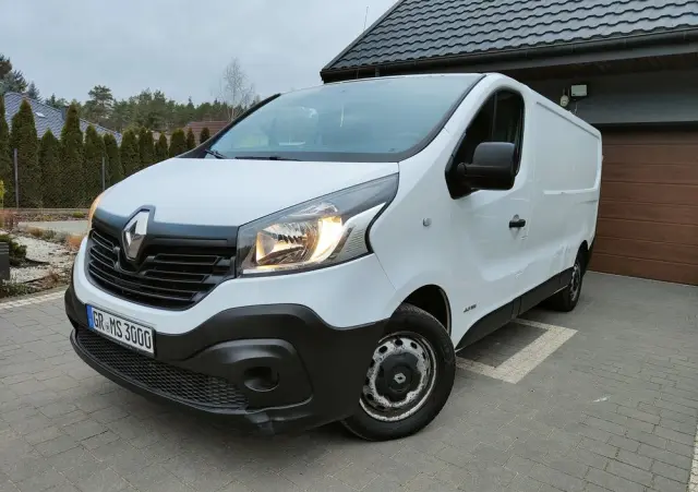 RENAULT Trafic 