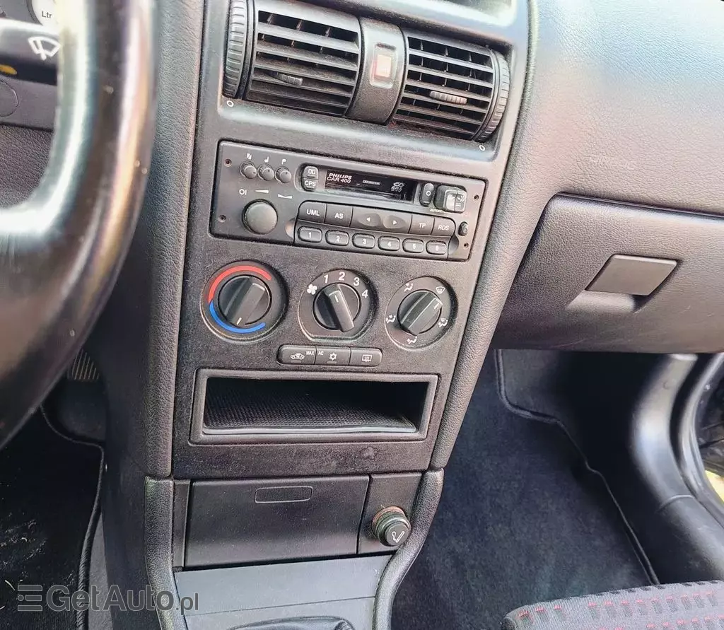 OPEL Astra 1.6 Ecotec 16V (101 KM)