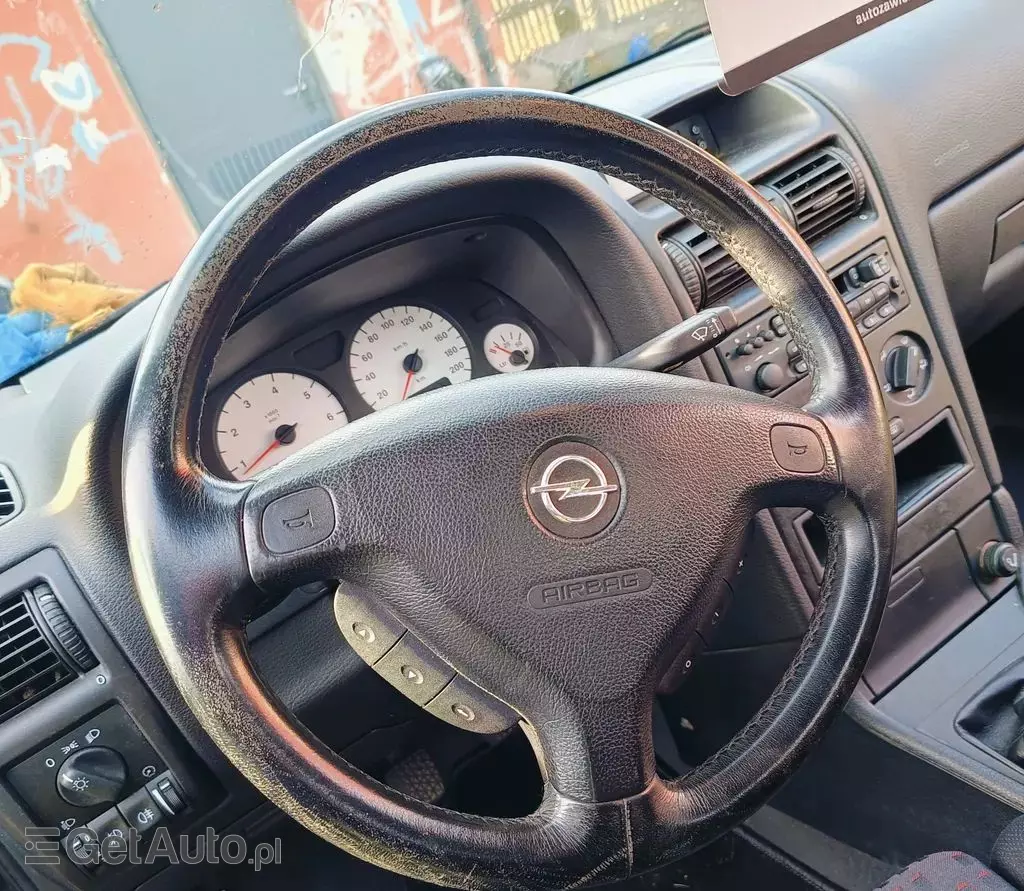 OPEL Astra 1.6 Ecotec 16V (101 KM)