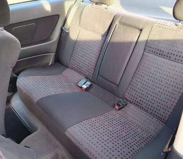 OPEL Astra 1.6 Ecotec 16V (101 KM)