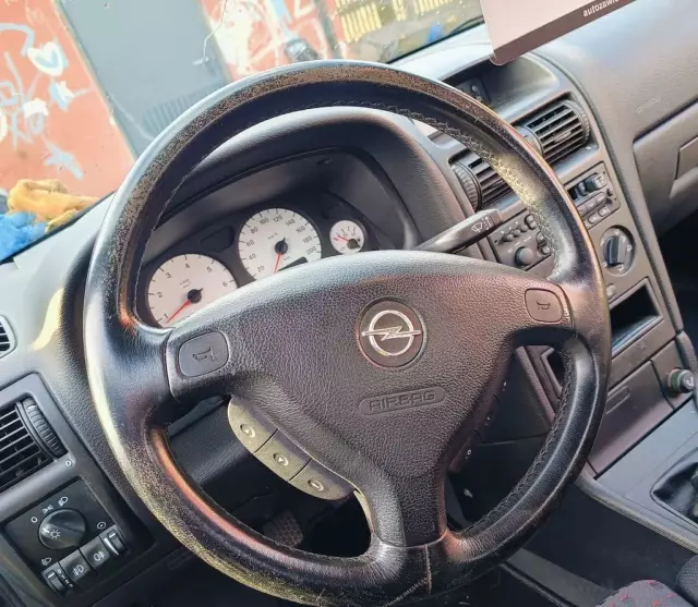 OPEL Astra 1.6 Ecotec 16V (101 KM)