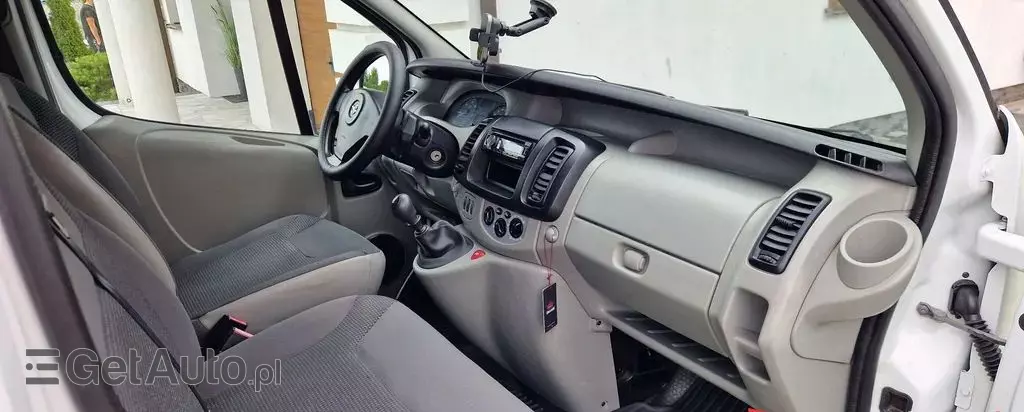 OPEL Vivaro 
