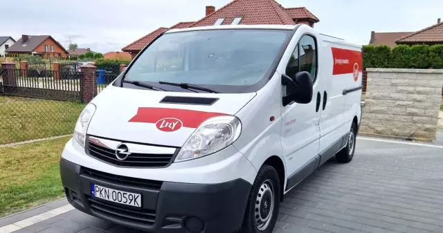 OPEL Vivaro 
