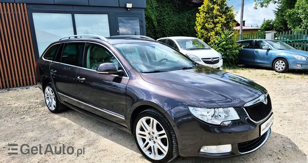 SKODA Superb 2.0 TSI Business DSG