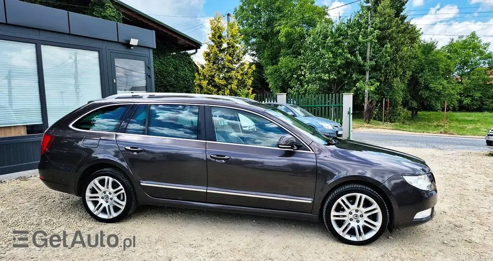 SKODA Superb 2.0 TSI Business DSG