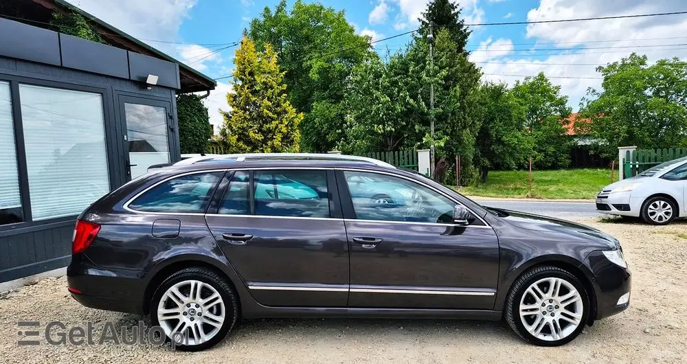 SKODA Superb 2.0 TSI Business DSG