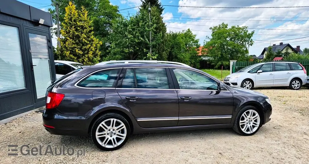 SKODA Superb 2.0 TSI Business DSG