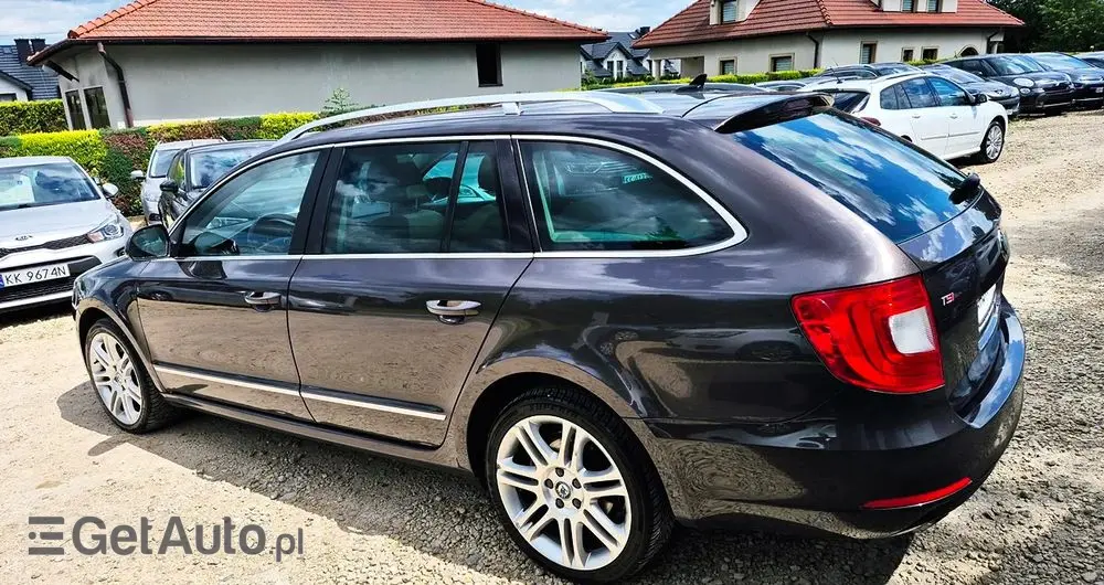 SKODA Superb 2.0 TSI Business DSG