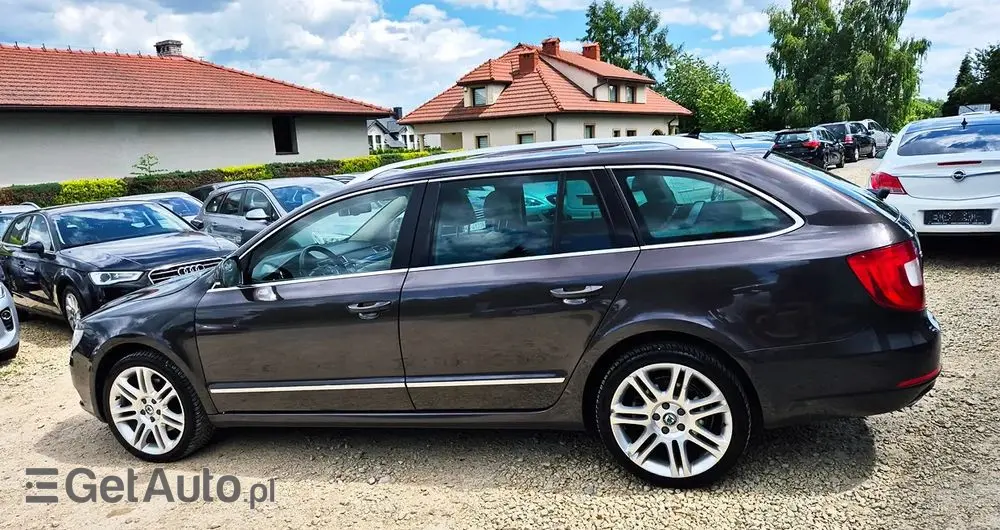 SKODA Superb 2.0 TSI Business DSG
