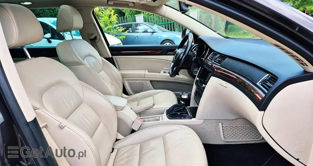 SKODA Superb 2.0 TSI Business DSG