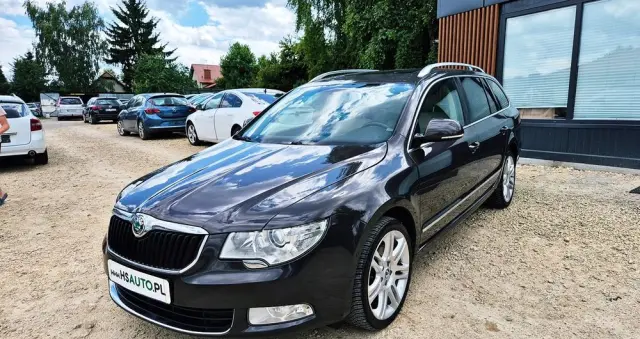 SKODA Superb 2.0 TSI Business DSG