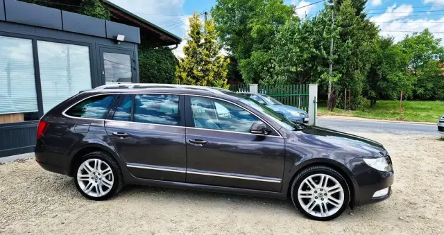 SKODA Superb 2.0 TSI Business DSG