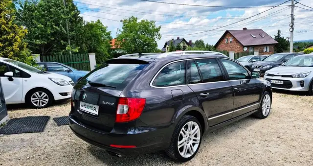 SKODA Superb 2.0 TSI Business DSG