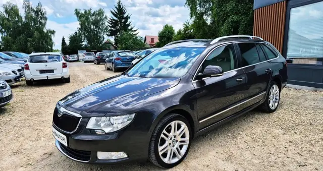 SKODA Superb 2.0 TSI Business DSG
