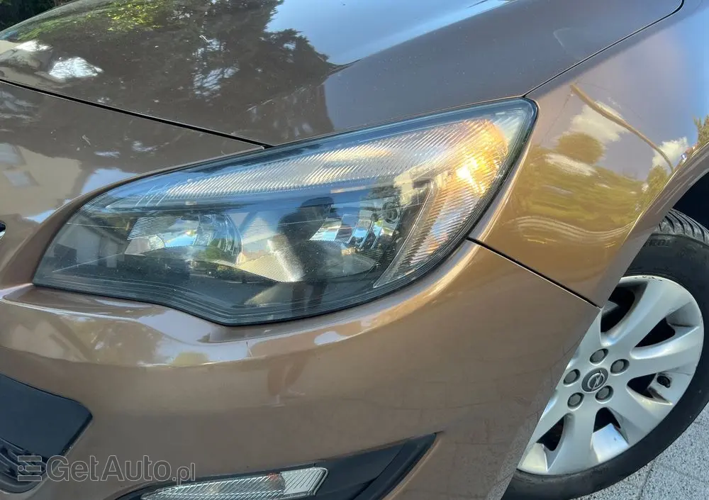 OPEL Astra 1.4 T Cosmo S&S