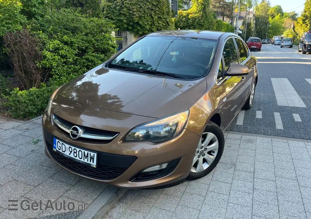 OPEL Astra 1.4 T Cosmo S&S