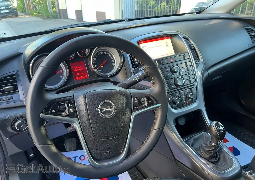 OPEL Astra 1.4 T Cosmo S&S