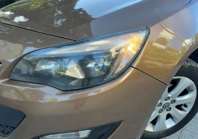 OPEL Astra 1.4 T Cosmo S&S