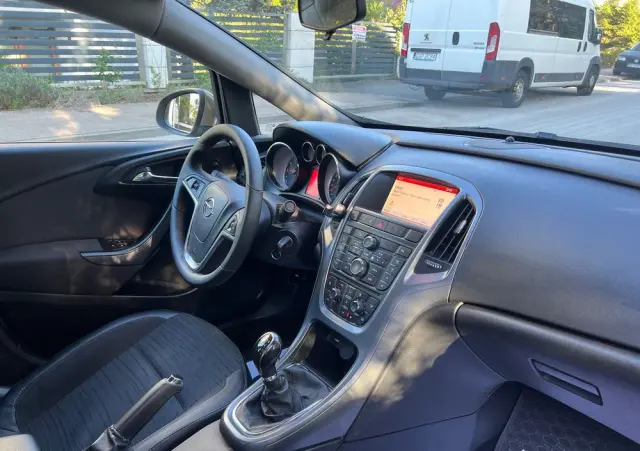 OPEL Astra 1.4 T Cosmo S&S
