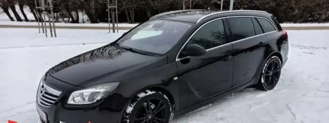OPEL Insignia 