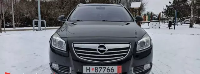 OPEL Insignia 