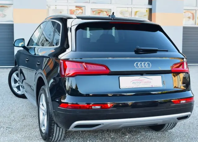 AUDI Q5 2.0 TDI Quattro Sport S tronic