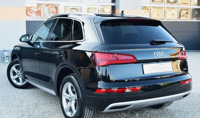 AUDI Q5 2.0 TDI Quattro Sport S tronic