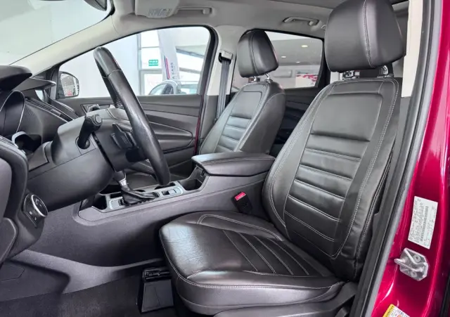 FORD Escape 1.5 EcoBoost AWD SE