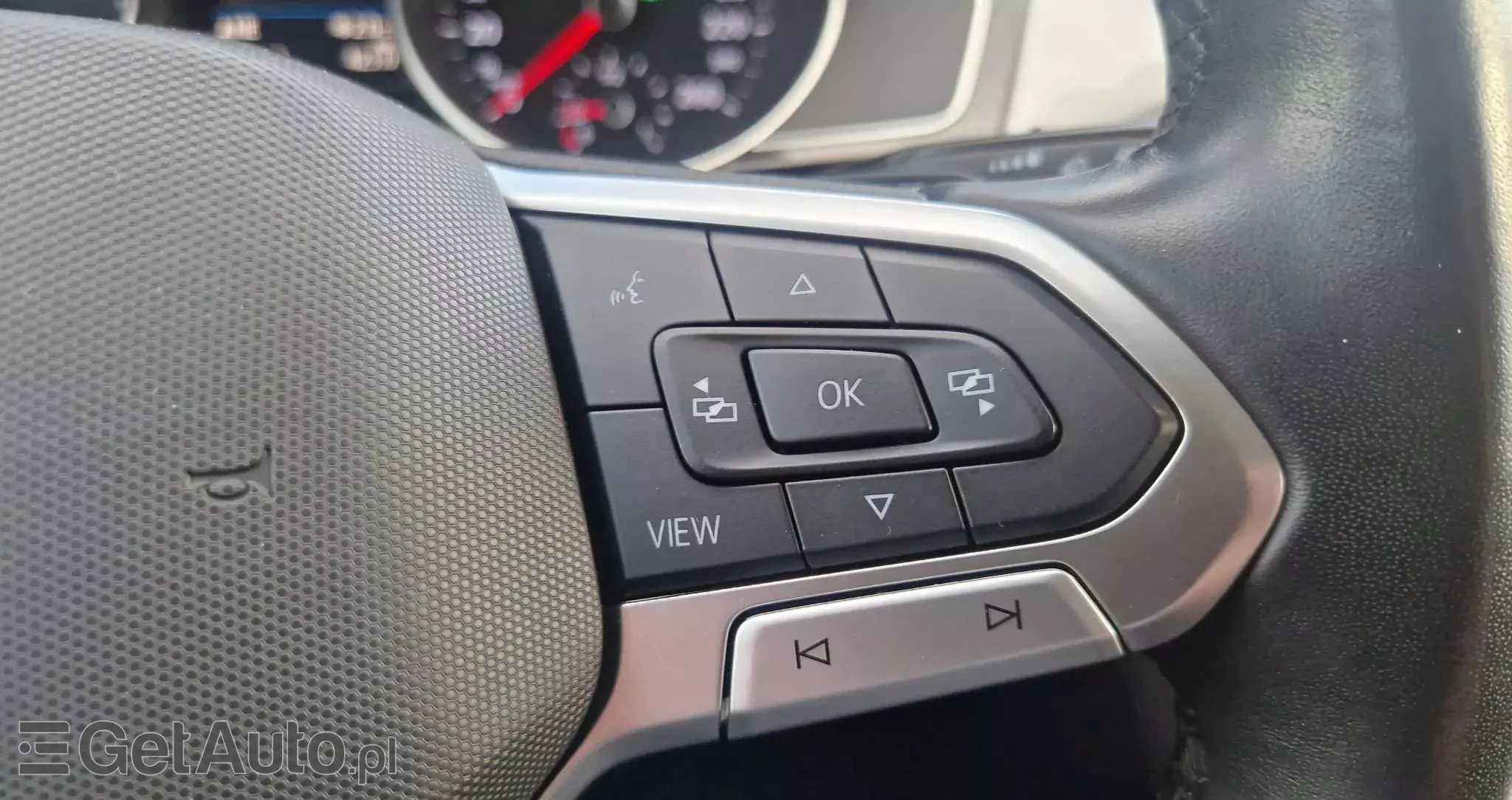 VOLKSWAGEN Passat Variant 2.0 TDI SCR DSG Business