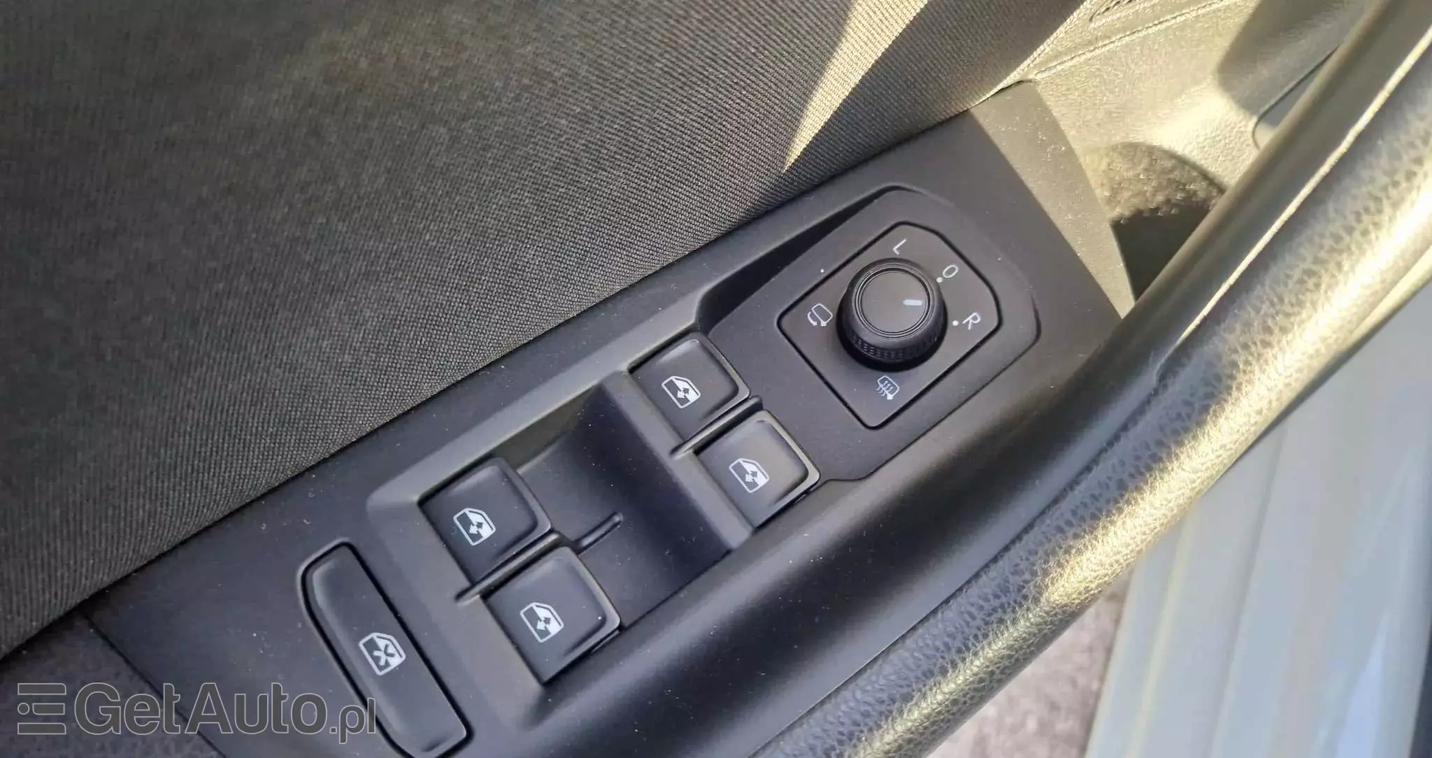 VOLKSWAGEN Passat Variant 2.0 TDI SCR DSG Business