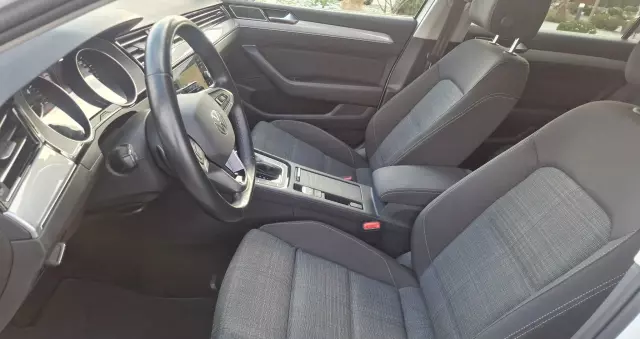 VOLKSWAGEN Passat Variant 2.0 TDI SCR DSG Business