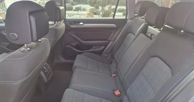 VOLKSWAGEN Passat Variant 2.0 TDI SCR DSG Business