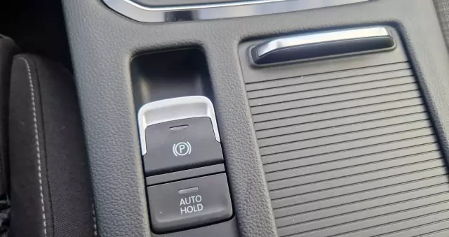 VOLKSWAGEN Passat Variant 2.0 TDI SCR DSG Business