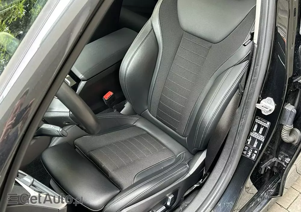 BMW Seria 3 320d xDrive Advantage