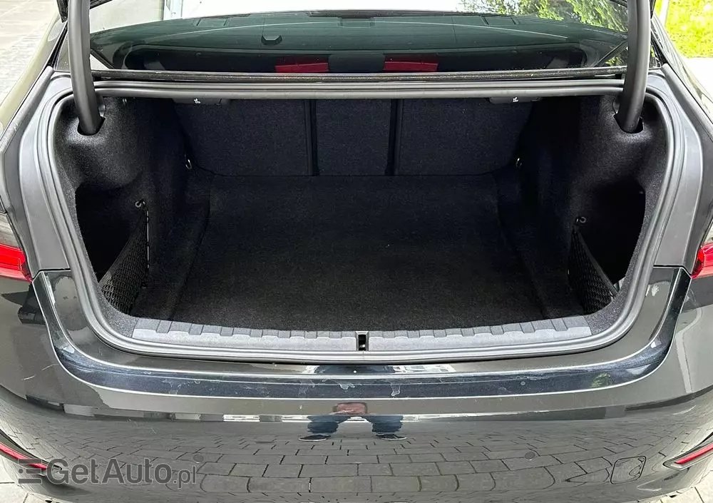 BMW Seria 3 320d xDrive Advantage