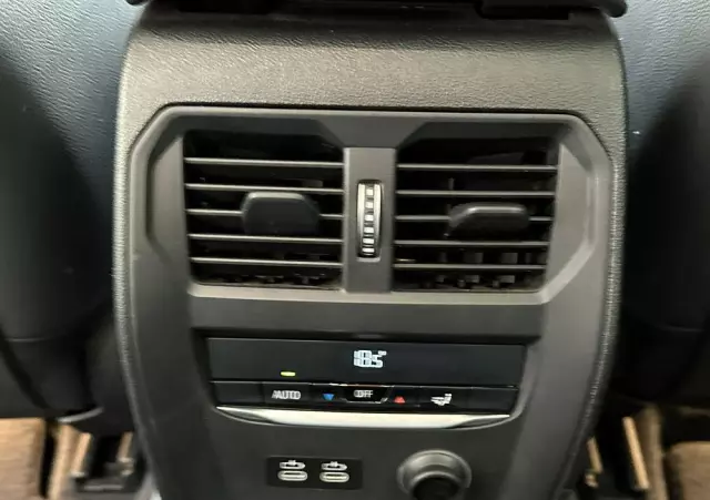 BMW Seria 3 320d xDrive Advantage