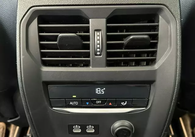 BMW Seria 3 320d xDrive Advantage