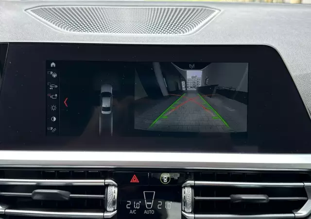 BMW Seria 3 320d xDrive Advantage