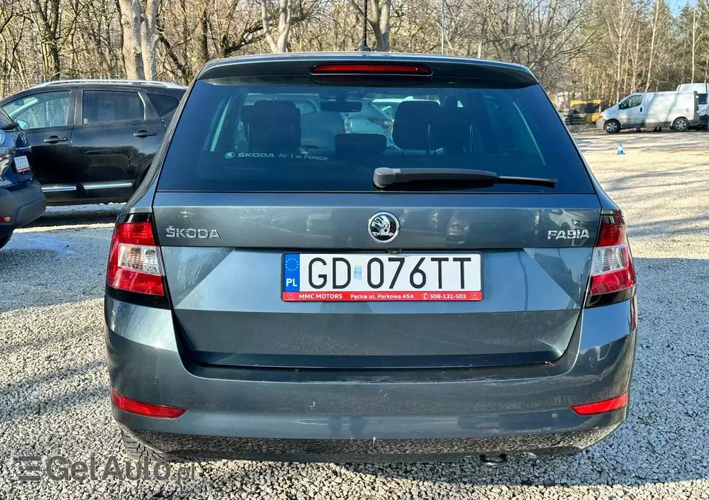 SKODA Fabia 1.0 Ambition