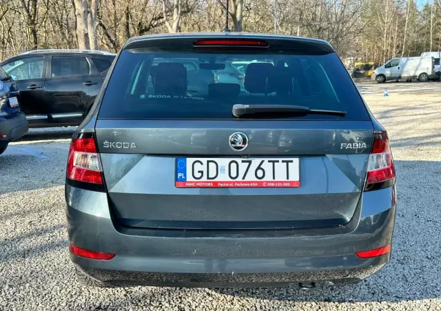 SKODA Fabia 1.0 Ambition