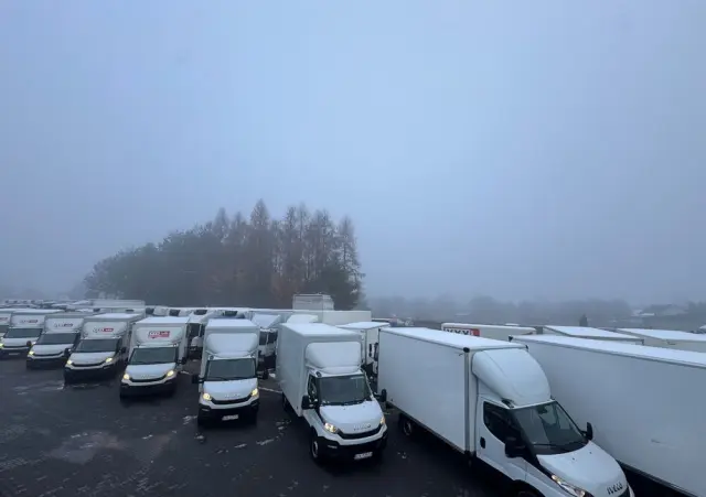 IVECO DAILY 35S14 35C18 50C15 50C17 35C14 35C15 35C17 35C18 70C17 72C15 70C18 