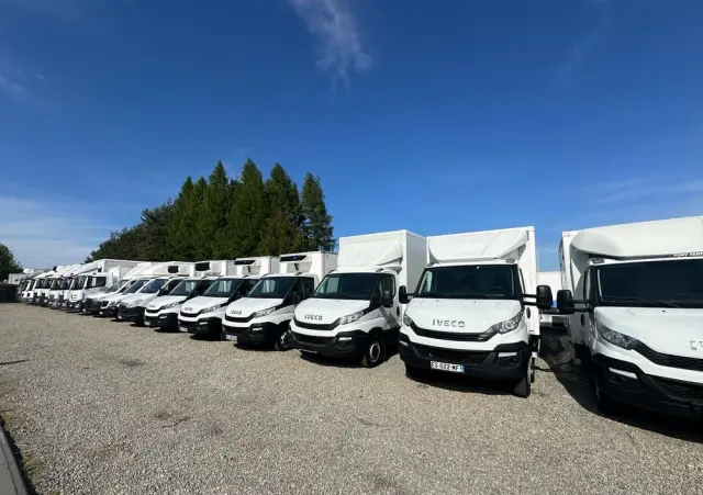 IVECO DAILY 35S14 35C18 50C15 50C17 35C14 35C15 35C17 35C18 70C17 72C15 70C18 