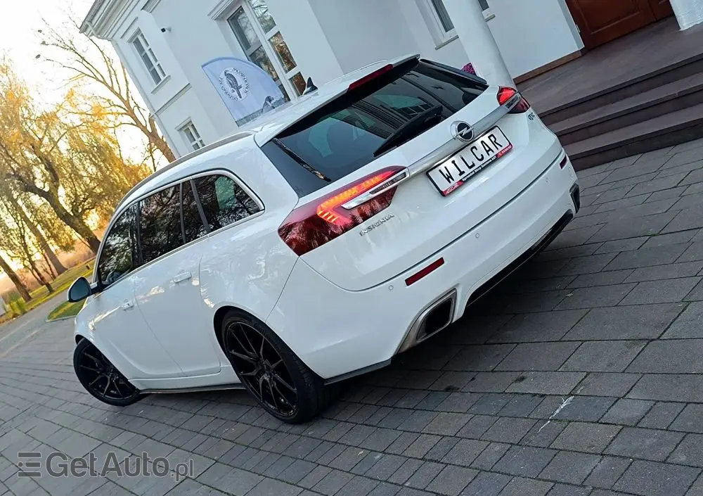 OPEL Insignia 2.8 V6 Turbo Sports Tourer 4x4 Automatik OPC