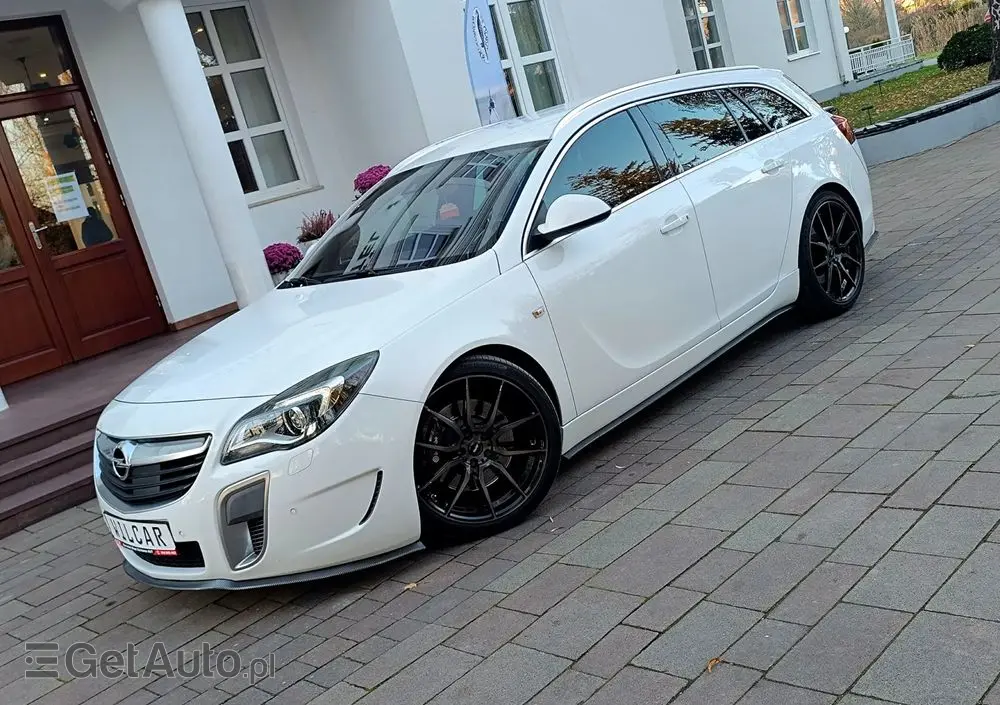 OPEL Insignia 2.8 V6 Turbo Sports Tourer 4x4 Automatik OPC