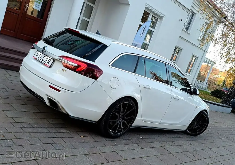 OPEL Insignia 2.8 V6 Turbo Sports Tourer 4x4 Automatik OPC